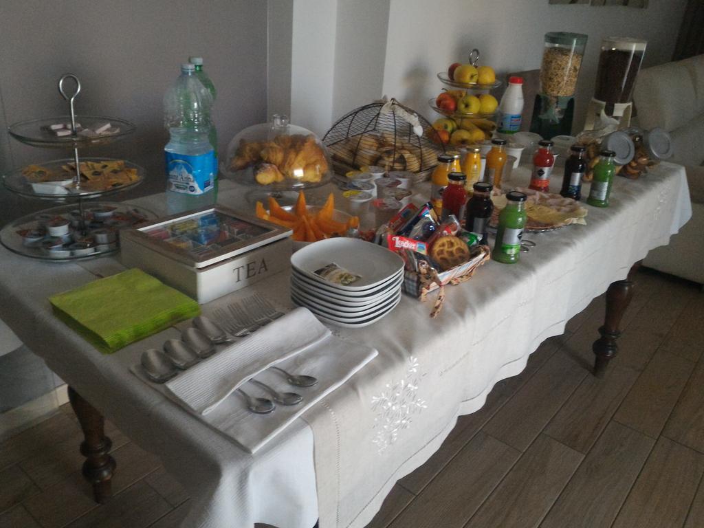 لاتيزي B&B Rosa Del Garda المظهر الخارجي الصورة